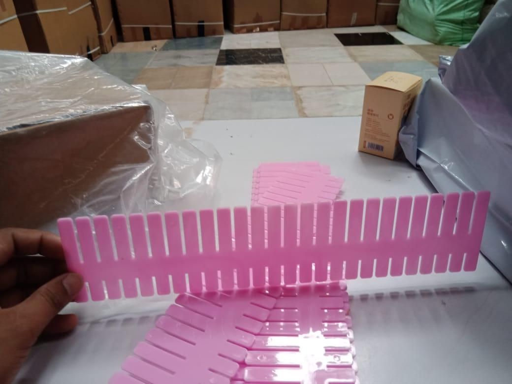 8 Pcs Adjustable Drawer Organiser Dividers – Pack of 1