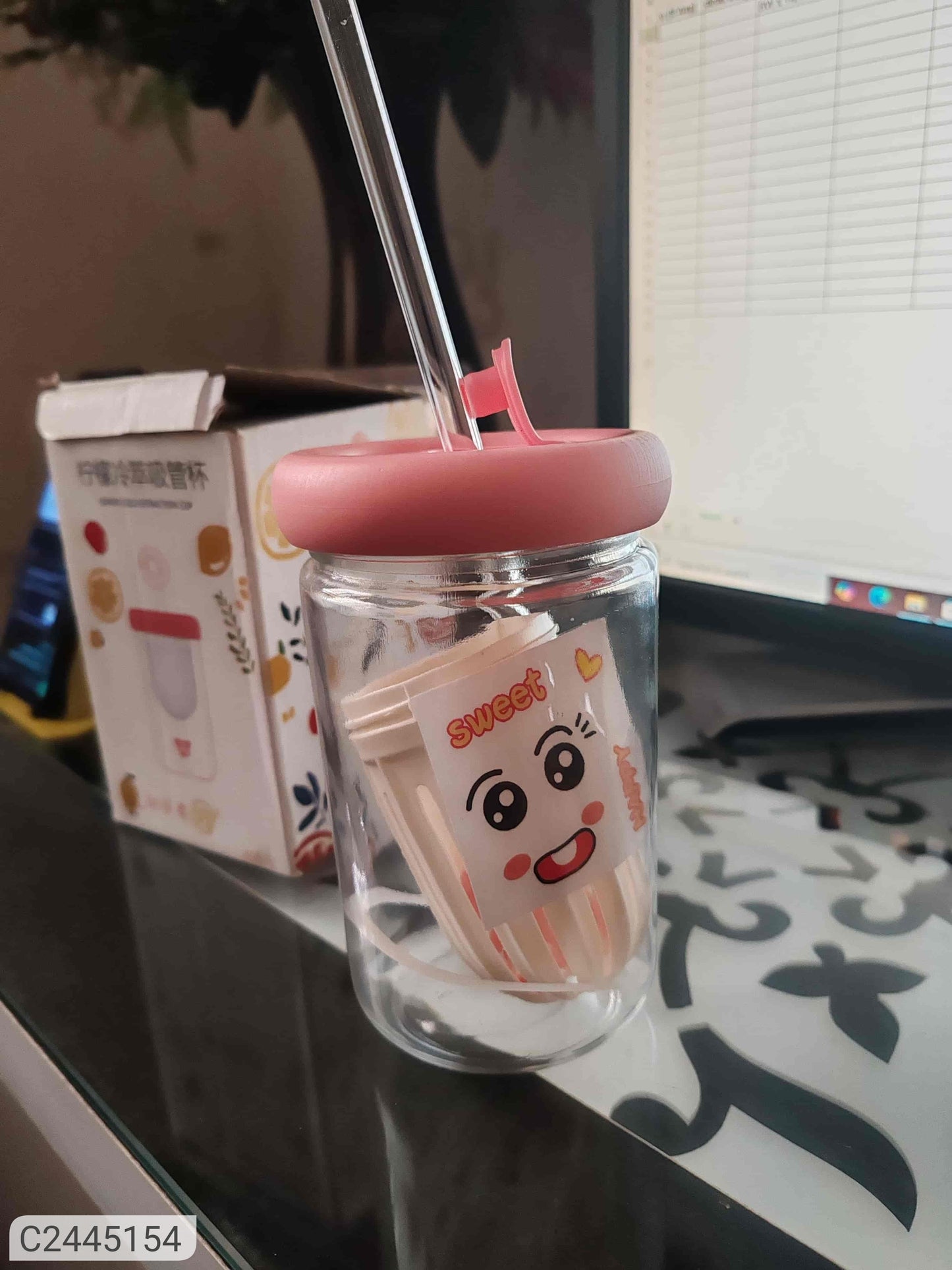 Glass Tumbler with Fruit Infuser Lid and StrawPackage